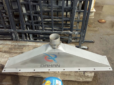 風(fēng)冷式長方形振動(dòng)篩料斗 風(fēng)冷式長方形振動(dòng)篩料斗